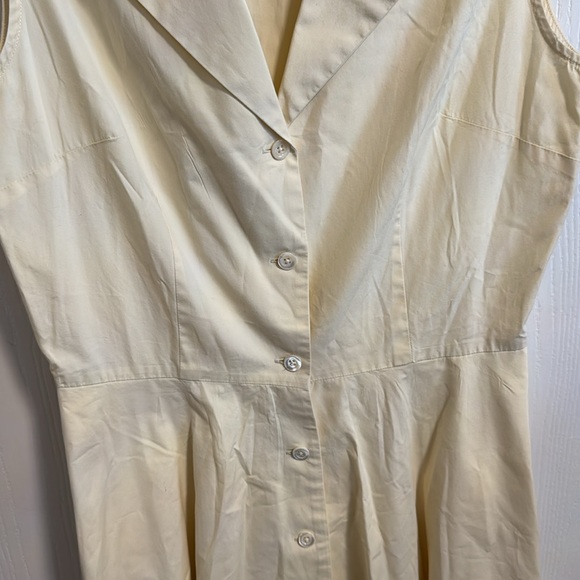 J. Peterman Light Yellow Sleeveless Shirtwaist Button Down 100% Cotton Size 6 - Picture 10 of 12